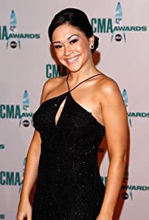 How tall is Diana DeGarmo?